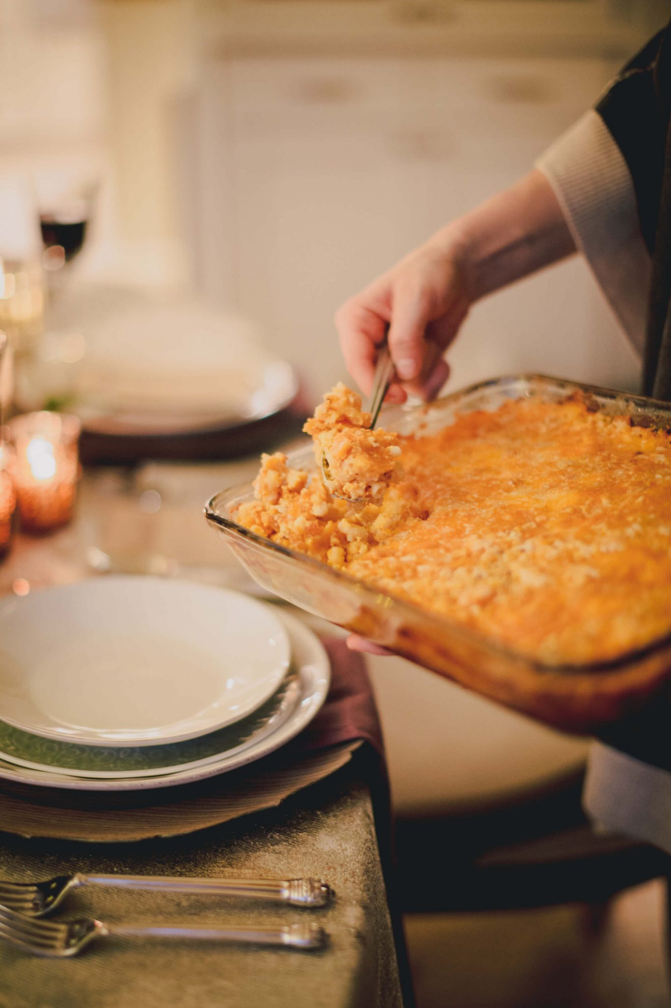 Thanksgiving Recipe // Gluten Free Macaroni and Cheese Casserole // www.https://www.thehisfor.com
