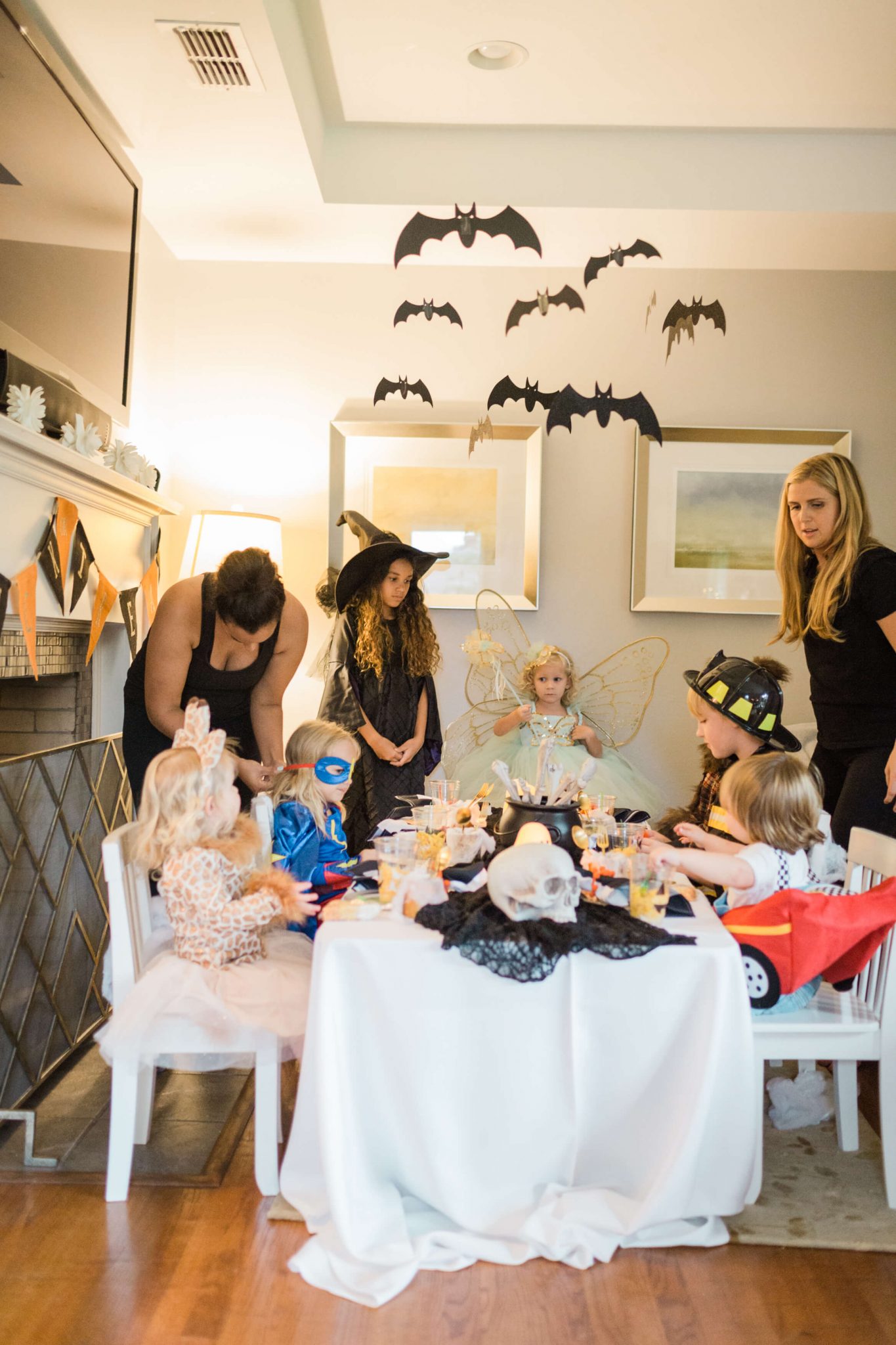 Halloween Party Ideas // www.https://www.thehisfor.com